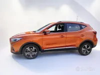 Usata MG ZS Comfort 106 CV (77 kW) 2022 Orange metallizzato SUV
