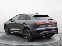 Nuova Audi Q3 S-Line 205 CV (150 kW) 2026 Daytonagrau perleffek SUV