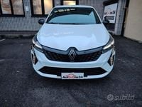 Usata Renault Clio V Esprit Alpine 90 CV (66 kW) 2024 Bianco Berlina
