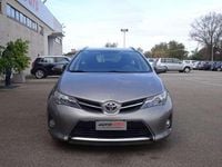 Usata Toyota Auris Active 90 CV (66 kW) 2014 Grigio Station wagon