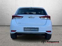 Usata Toyota Auris Active 115 CV (84 kW) 2016 Bianco Berlina