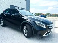 Usata Mercedes GLA200 136 CV (100 kW) 2018 Nero SUV
