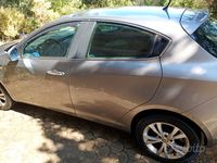 Usata Alfa Romeo Giulietta 120 CV (88 kW) 2011 Grigio Utilitaria