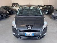 Usata Peugeot 5008 119 CV (87 kW) 2010 Grigio Monovolume