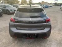 Usata Peugeot 208 GT 101 CV (74 kW) 2022 Grigio Utilitaria
