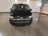 Usata VW Caravelle 150 CV (110 kW) 2023 Deep black perlato Monovolume