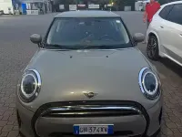 Usata Mini ONE 75 CV (55 kW) 2022 Grigio Utilitaria