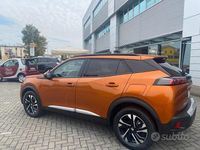 Usata Peugeot 2008 Allure 101 CV (74 kW) 2021 Arancione SUV