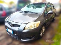 Usata Toyota Auris 126 CV (92 kW) 2009 Grigio Berlina