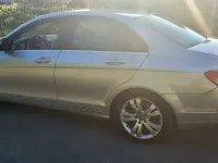 Usata Mercedes C220 Avantgarde 170 CV (125 kW) 2007 Argento Berlina
