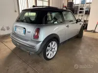 Usata Mini ONE 90 CV (66 kW) 2003 Grigio Utilitaria
