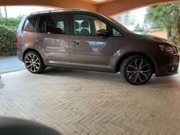 Usata VW Touran 105 CV (77 kW) 2014 Marrone Monovolume