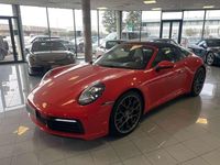 Usata Porsche 911 Targa 4 385 CV (283 kW) 2020 Lava Cabrio