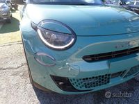 Nuova Fiat 600 La Prima 110 CV (80 kW) 2025 Verde Station wagon