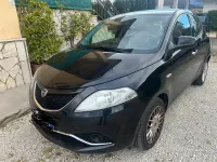 Usata Lancia Ypsilon 95 CV (69 kW) 2016 Nero Utilitaria