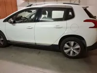 Usata Peugeot 2008 Allure 92 CV (67 kW) 2015 Bianco SUV