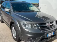 Usata Fiat Freemont 140 CV (102 kW) 2012 Grigio SUV