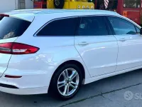 Gebraucht Ford Mondeo Vignale 150 PS (110 kW) 2018 Weiß Kombi