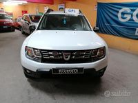 Usata Dacia Duster Lauréate 115 CV (84 kW) 2017 Bianco SUV