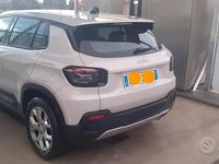 Usata Jeep Avenger 100 CV (73 kW) 2023 Grigio SUV