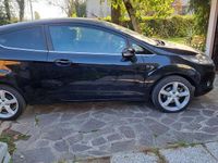 Second-hand Ford Fiesta Titanium 82 CP (60 kW) 2009 Negru Hatchback