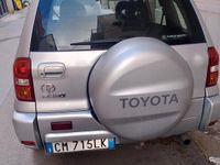 Usata Toyota RAV4 2004 Grigio SUV
