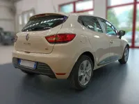 Usata Renault Clio IV Zen 75 CV (55 kW) 2017 Bianco Berlina