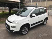 Usata Fiat Panda 4x4 S 86 CV (63 kW) 2016 Bianco Utilitaria