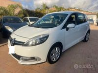 Usata Renault Scénic III 110 CV (80 kW) 2014 Bianco Monovolume