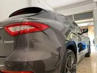 Usata Maserati Levante 275 CV (202 kW) 2017 Grigio SUV