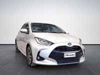 Usata Toyota Yaris Hybrid Trend 92 CV (67 kW) 2021 Argento Berlina