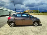 Usata Kia Venga Active 90 CV (66 kW) 2019 Marrone Utilitaria