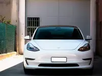 Usata Tesla Model 3 Long Range AWD 152 kW (208 CV) 2019 Bianco Berlina