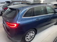 Usata Mercedes B220 190 CV (139 kW) 2019 Blu/azzurro Monovolume
