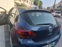 Usata Opel Astra 75 CV (55 kW) 2010 Blu Utilitaria