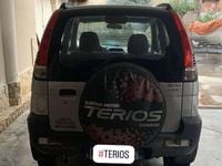 Usata Daihatsu Terios 86 CV (63 kW) 2005 Grigio SUV