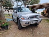 Usata Mitsubishi Pajero 2001 Grigio SUV