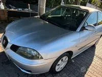 Usata Seat Ibiza 75 CV (55 kW) 2003 Grigio Utilitaria