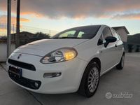 Usata Fiat Punto Street 77 CV (56 kW) 2017 Bianco Utilitaria