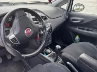 Usata Fiat Grande Punto 75 CV (55 kW) 2015 Bianco Utilitaria