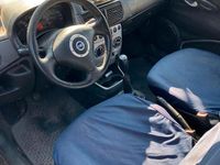 Usata Fiat Punto 69 CV (50 kW) 2005 Nero Utilitaria