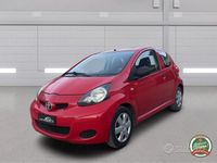 Usata Toyota Aygo Connect Style 68 CV (50 kW) 2011 Rosso Utilitaria