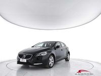 Usata Volvo V40 Business Edition 120 CV (88 kW) 2017 Nero Utilitaria