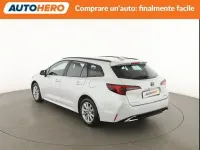 Usata Toyota Corolla Active 97 CV (71 kW) 2023 Bianco Station wagon