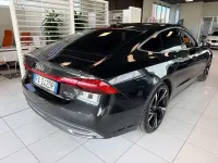 Usata Audi A7 231 CV (169 kW) 2019 Grigio vesuvio metallizzato Berlina