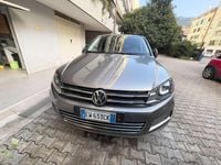 Usata VW Touareg 245 CV (180 kW) 2014 Grigio SUV