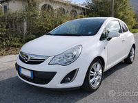 Usata Opel Corsa 85 CV (62 kW) 2013 Bianco Utilitaria