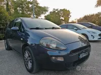 Usata Fiat Grande Punto 85 CV (62 kW) 2012 Grigio Utilitaria