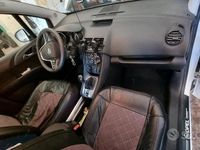 Usata Opel Meriva 120 CV (88 kW) 2012 Bianco Monovolume