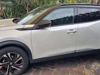 Usata Peugeot 2008 GT 131 CV (96 kW) 2021 Bianco SUV